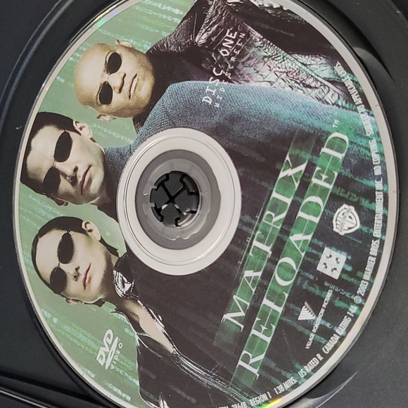 💿 Matrix Reloaded 2-disc DVD [Widescreen] - Picture 7 of 10